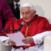 Das Oberhaupt der katholischen Kirche bei einer Rede in Madrid. - Titelbild: Papst Benedikt XVI. geht gegen Satire-Magazin Titanic vor