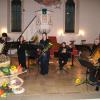 Sopranistin Monika Lichtenegger trat zusammen mit weiteren Musikern in der Holzkirchener St. Peter und Paul-Kirche auf. 	