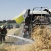 Eine relativ neuwertige Ballenpressmaschine ist gestern Nachmittag auf einem Feld zwischen Nordholz und Rennertshofen in Brand geraten. Die Feuerwehren konnten den Brand rasch löschen, der Sachschaden ist aber sehr hoch. 
