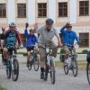 Bundestagsabgeordneter Hansjörg. Durz ist am Samstag von Thierhaupten aus die zweite Tour gefahren.  	