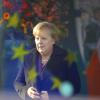 Trotz der EU-Krise bleibt Angela Merkel die mit Abstand populärste Politikerin in Europa. Verlierer sind Frankreich und die EU.