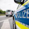 Zu zwei Unfällen rückte die Polizei am Samstag im Landkreis Dillingen aus.