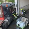 Bei der Katastrophenschutzübung in Friedberg wurde ein Lkw-Unfall simuliert, bei dem Chemikalien austraten.