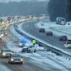 Nach den starken Schneefällen hat es zahlreiche Unfälle gegeben, so wie hier auf der A7 zwischen Nersingen und Hittistetten. 