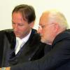 Der Ex-Kämmerer Manfred Schilcher (rechts) und sein Anwalt Joachim Feller (links) haben im Derivate-Prozess Revision zum Bundesgerichtshof eingelegt.