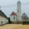 Der Kellmünzer Marktrat will den Ortskern vitalisieren und den Bau einer Seniorenwohnanlage direkt neben der Pfarrkirche möglich machen. 