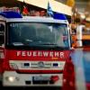 In der Augsburger Müllerstraße ist in der Nacht zum Samstag ein Feuer ausgebrochen, ein Mann erlitt eine Rauchgasvergiftung.