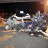 Regelrecht zerfetzt wurde ein Auto bei einem Unfall  auf der A7. Wie durch ein Wunder gab es nur Leichtverletzte.