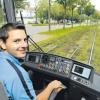 Student Alexander Ahle jobbt als Straßenbahnfahrer. Wir begleiteten ihn in seiner ersten Woche im Linienverkehr.  