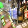 Gleich zwei Mal haben in Meitingen Ladendiebe zugeschlagen. Ein Zwölfjähriger interessierte sich für einen Wodka-Flachmann.