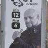 Igor Dordevic wirbt um Stimmen bei der Stadtratswahl. Um seine Plakate gibt es nun Ärger.  	