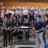 Die Begeisterung der gut 120 jungen Musiker übertrug sich beim Sommerkonzert des Musikzentrums Mindeltal schnell auf die Besucher in der Burtenbacher Burggrafenhalle.  	