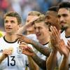 Die deutschen Spieler feiern nach dem 3:0-Sieg gegen die Slowakei. Der Einzug ins EM-Viertelfinale war nie in Gefahr.