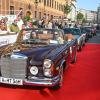 Die Maximilianstraße in Augsburg stand am Sonntag im Zeichen der Fuggerstadt Classic. Dort gab es über hundert Oldtimer zu bestaunen.