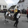 Eine riesengroße Gaudi war das Schubkarrenrennen in Thierhaupten auch heuer wieder. Dabei mussten die Narren und Närrinnen am  Samstag Geschicklichkeit beweisen.