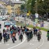 Die Fahrraddemo am Sonntagnachmittag führte auch über die Gögginger Straße. 