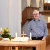 Gerhard Oßwald hat die Sanierung der St. Veitskirche in Leipheim über Jahre begleitet. Nun verabschiedet sich der 53-Jährige am Pfingstsonntag dort in einem Festgottesdienst von seiner Pfarrgemeinde.  	