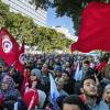 Demonstranten gehen zum Jahrestag der tunesischen Revolution auf die Straßen, um gegen gestiegene Preise und ein neues Finanzgesetz der Regierung zu protestieren.