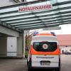 In den Krankenhäusern Friedberg und Aichach gilt ab Montag ein Betretungsverbot. Rettungsdienste sind davon ausgenommen. 
