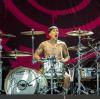 Travis Barker und seine Band Blink-182 gehen 2023 auf Tour.