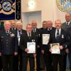 Zahlreiche Ehrungen fanden bei der BKV-Kreisvollversammlung in Gremheim statt. Auf dem Bild: (von links) Landtagsabgeordneter Johann Häusler, Karl-Heinz Jakob, Michael Haas, Franz Zeller, Christian Finkel, Kreisvorsitzender Anton Schön, Gerhard Wiedholz, Gerhard Gütinger, Werner Tögel, Klaus Heinrich, Herbert Schön, Erwin Liepert, Werner Moser, Ernst Wurm, BKV-Bezirksvorsitzender Otmar Krumpholz, Major Björn Maurer, Stefan Demharter und Landrat Leo Schrell. Das obere Bild stammt von einer Veranstaltung im Goldenen Saal in Augsburg. 	
