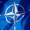 Die Flagge der "North Atlantic Treaty Organization" - der Nato.