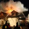 Weithin sichtbar war der Feuerschein gegen 17.45 Uhr, als die Feuerwehrmänner aus Utzmemmingen, Pflaumloch und Bopfingern von allen Seiten den Brand bekämpften. 