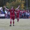 So bejubelten Anfang Juni Sebastian Beloc (vorne) und Tobias Winkler vom SSV Peterswörth nach dem Sieg in der Relegation gegen die SpVgg Bachtal III den Aufstieg in die A-Klasse. Am Sonntag treffen sie mit ihrem Team auf die SG Zusamzell-Reutern. Foto: Karl Aumiller (Archivbild)