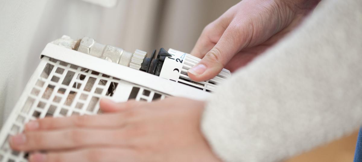Heizung aufdrehen, oder nicht? So wird die Wohnung warm, ohne den Geldbeutel zu strapazieren