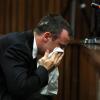 Oscar Pistorius weint vor Gericht.