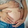 Wenn Frauen mit über 35 Jahren Kinder bekommen, kann es leicht zu Komlikationen kommen. Risikoschwangerschaften gefährden Mutter und Kind.