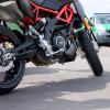 Ein Motorradfahrer hat sich in Senden an einem Exhibitionisten gerächt.