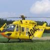 Mit einem Rettungshubschrauber ist eine junge Frau nach einer Schlägerei in Altomünster ins Krankenhaus gebracht worden.