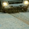 Liegen geblieben: Schneeglätte bringt Lastwagenfahrer in die Bredouille.