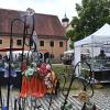 Jahr für Jahr strömen Töpferfans zum Markt auf das Gelände des Klosters in Oberschönenfeld. 