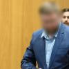 Im Landgericht Augsburg wird gegen einen 34-Jährigen aus dem Landkreis Augsburg verhandelt, der seinen Arbeitskollegen getötet haben soll. Es kommen immer neue Details ans Licht.