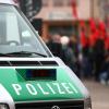 Großeinsatz für die Polizei: Am Friedensfest demonstrieren Rechstextreme und Gegner in Augsburg.