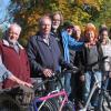 Etwa 30 Teilnehmer trafen sich bei schönstem Herbstwetter an der Brücke über die Wertach in Türkheim. Zu Fuß ging es dann Richtung Amberg.