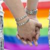 LGBTQI-Aktivisten haben den Twitter-Hashtag #ProudBoys gekapert und verbreiten darunter Liebesbotschaften.