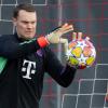 Torwart Manuel Neuer beim Abschlusstraining des FC Bayern auf dem Trainingsgelände an der Säbener Straße.