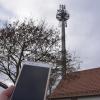 Am Mobilfunkmast im Villenbacher Postweg sollen noch Antennen der Telekom angebracht werden, um Villenbach und Rischbau besser zu versorgen. Bisher sind nur die von Vodafone angebracht, obwohl der Mast der Telekom gehört.