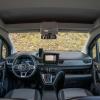 Das Cockpit des Renault Kangoo Electric wirkt chic und modern.