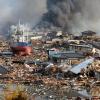 Der Tsunami zerstört die Küstenregion nahezu komplett. Im Bild: Die Stadt Kisenuma im Norden des Landes am Tag nach der Katastrophe.