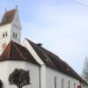 Das Dach der katholischen Pfarrkirche St. Vitus muss saniert werden. Dafür hat der Gemeinderat Oberottmarshausen einen Zuschuss bewilligt.