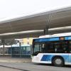 Die Busse in Königsbrunn sind künftig auf den Takt der Straßenbahn ausgerichtet. 
