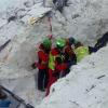 Eine Lawine zerstörte 2017 in Italien ein Hotel und begrub es unter einer fünf Meter hohen Schneedecke. Nach mehr als 40 Stunden entdecken die Helfer zehn Überlebende. 