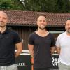 Sportlicher Leiter Tarik Sarisakal (rechts) und das neue Trainerduo beim Bayernliga-Tabellenführer FC Pipinsried: Andreas Thomas (links) und Stephan Thee.  
