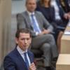 Die vorerst letzten Momente als Kanzler von Österreich: Sebastian Kurz im Nationalrat vor dem erfolgreichen Misstrauensvotum. 	 	