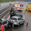 Bei einem Unfall auf der A7 wurden am Freitag vier Personen leicht verletzt. 