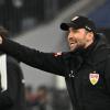 VfB-Trainer Sebastian Hoeneß zeigte in München vergebens die Richtung an. 